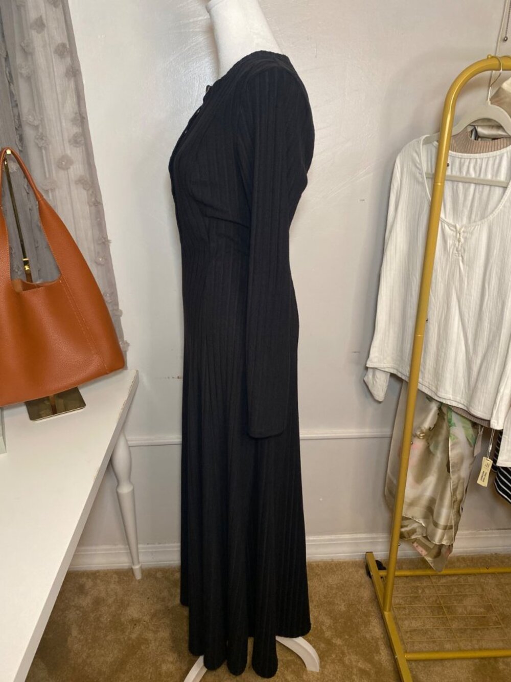 Halara Black Ribbed Long Sleeve Button Front Maxi Dress Size L NWOT - Picture 4 of 8